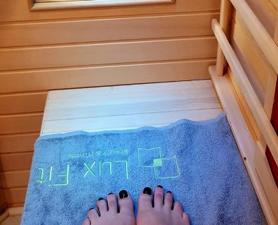Infrared sauna lux fit